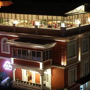 Boutique Restaurant Gloria מלון